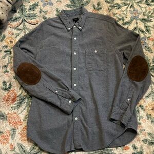 J. Crew Men’s Gray Flannel Button Down with Suede Elbow Patches Size L